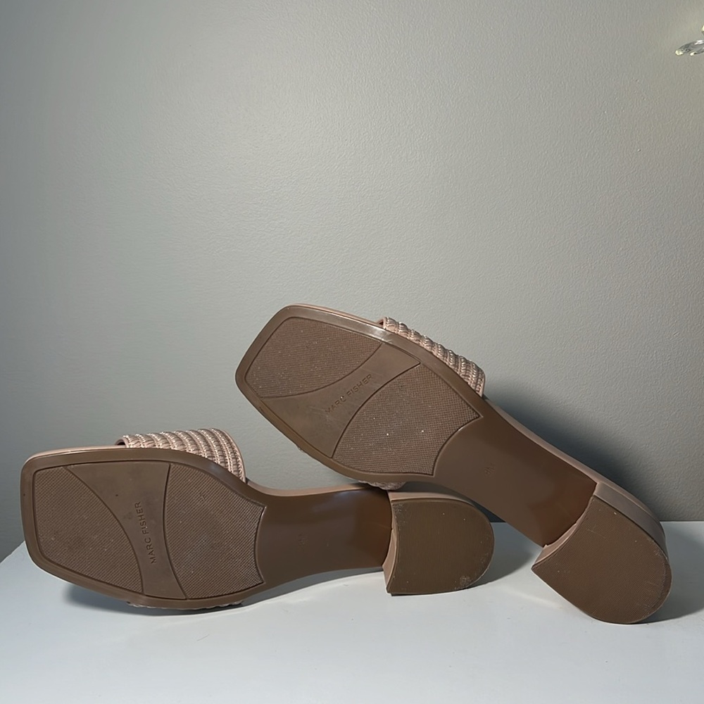 Marc Fisher Sandals Size 8 - Picture 4 of 6
